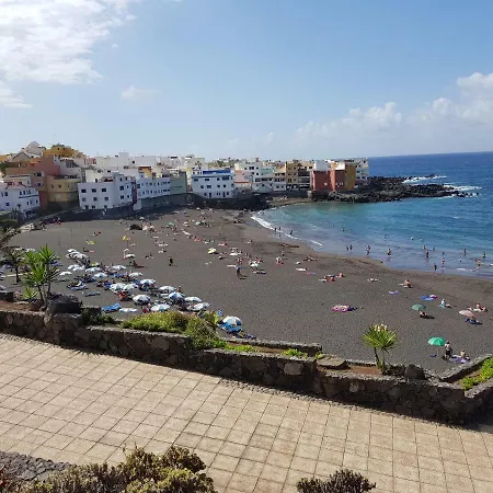 Céntrico Apartamento Con Balcón Cerca De La Playa *