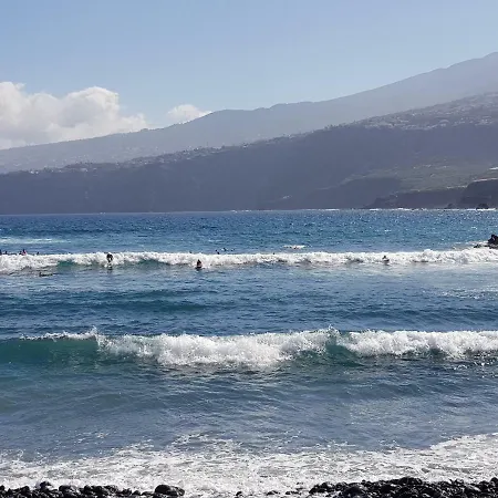 Céntrico Apartamento Con Balcón Cerca De La Playa